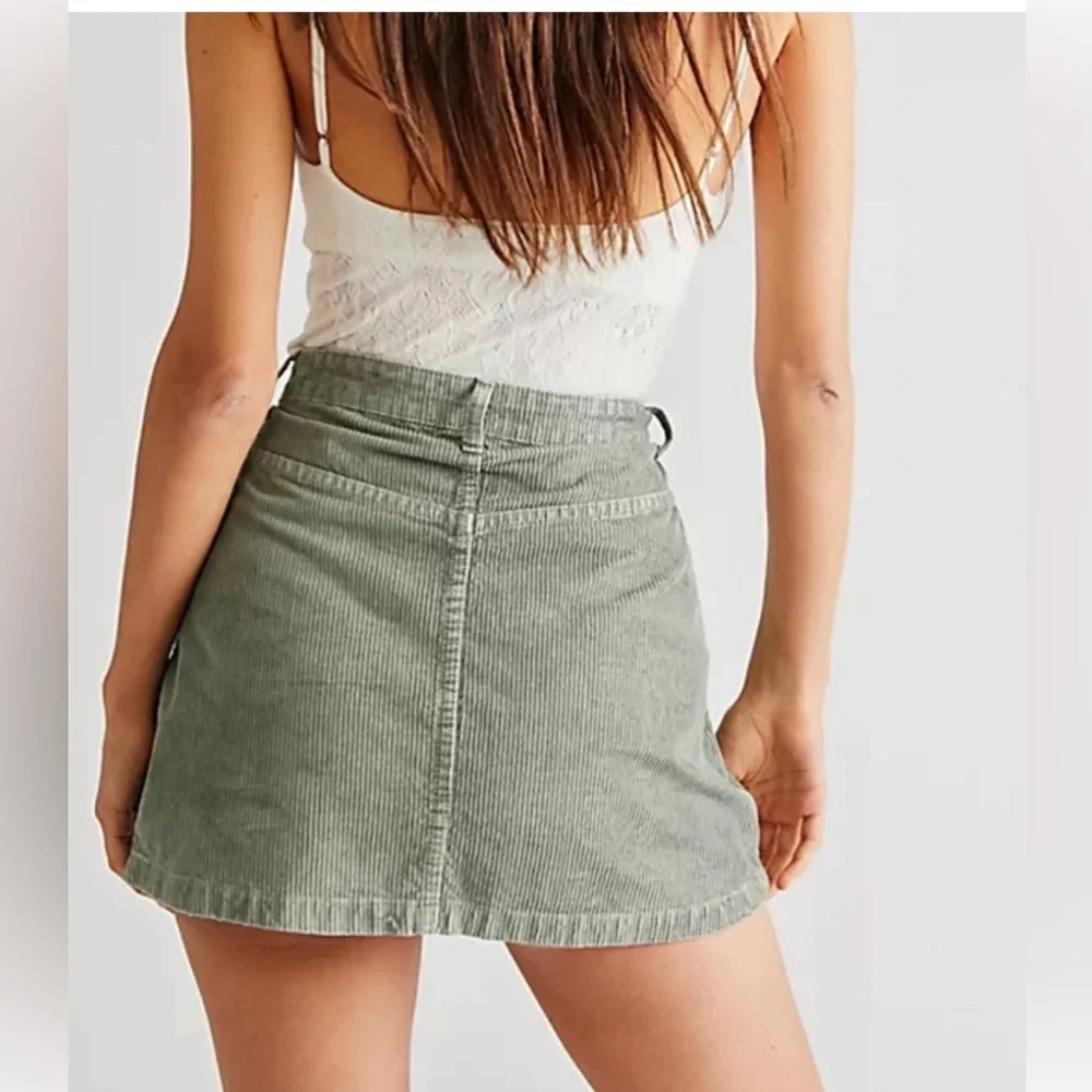 Free People Ray Cord mini skirt Size 8